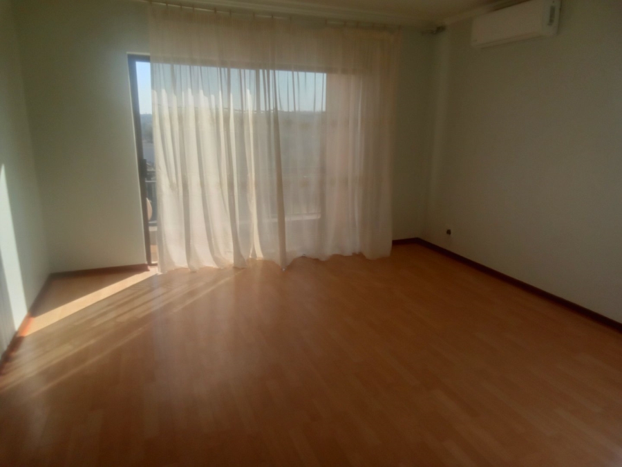 To Let 3 Bedroom Property for Rent in Kyalami Hills Gauteng