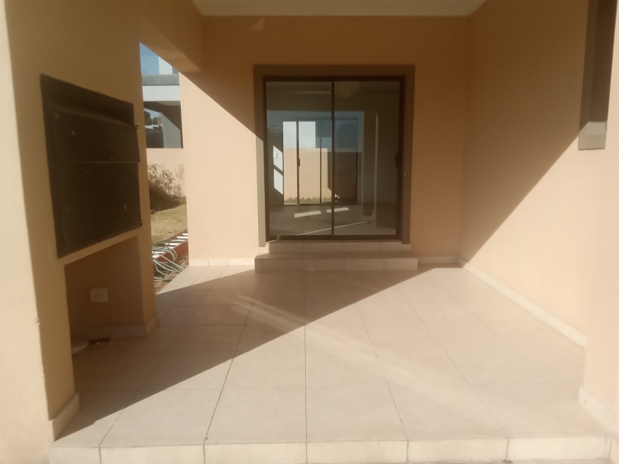 To Let 3 Bedroom Property for Rent in Kyalami Hills Gauteng