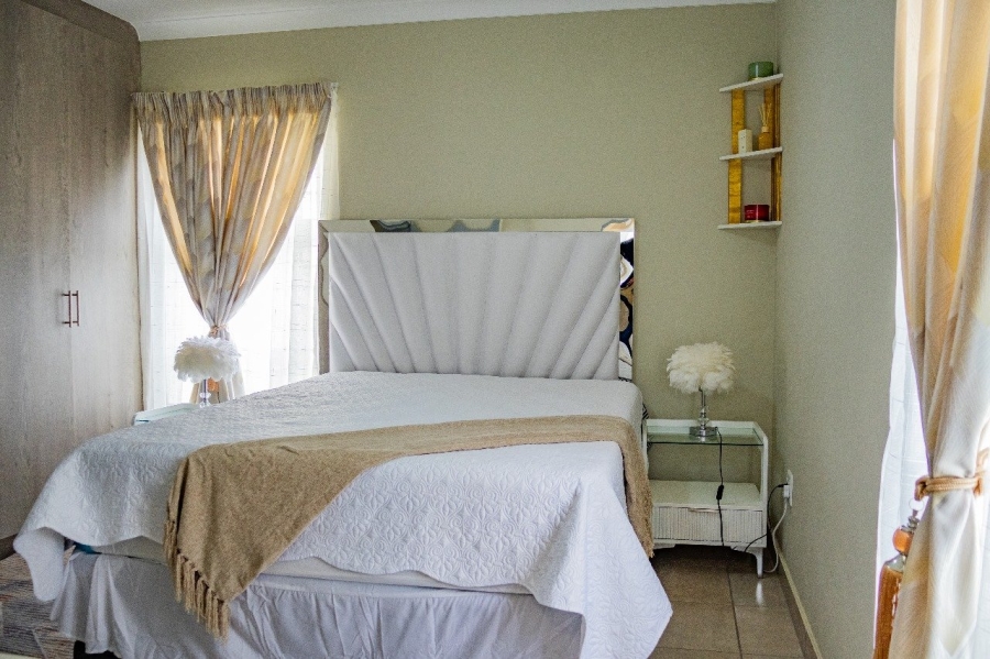 3 Bedroom Property for Sale in Parkdene Gauteng