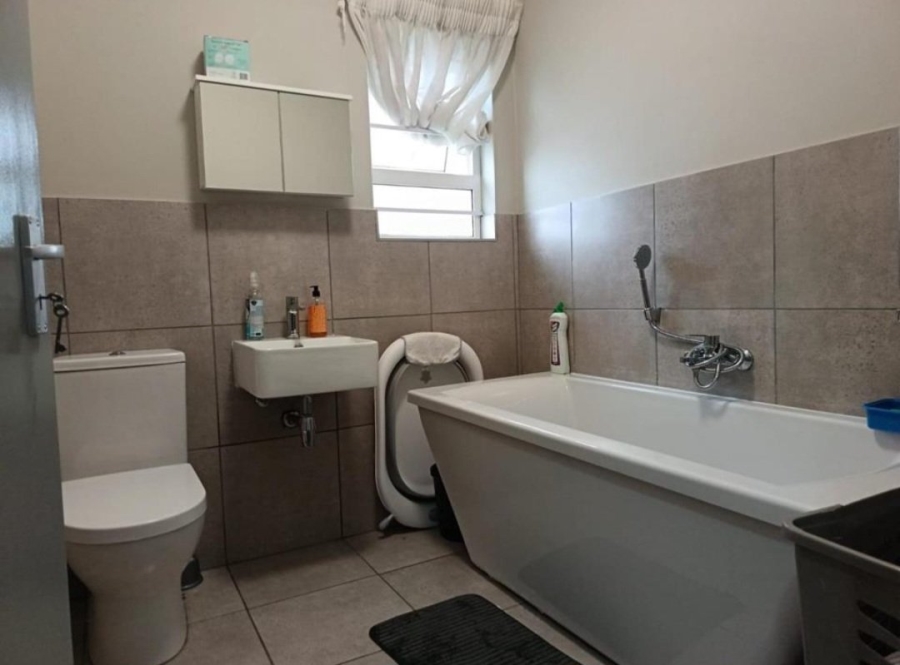 3 Bedroom Property for Sale in Parkdene Gauteng