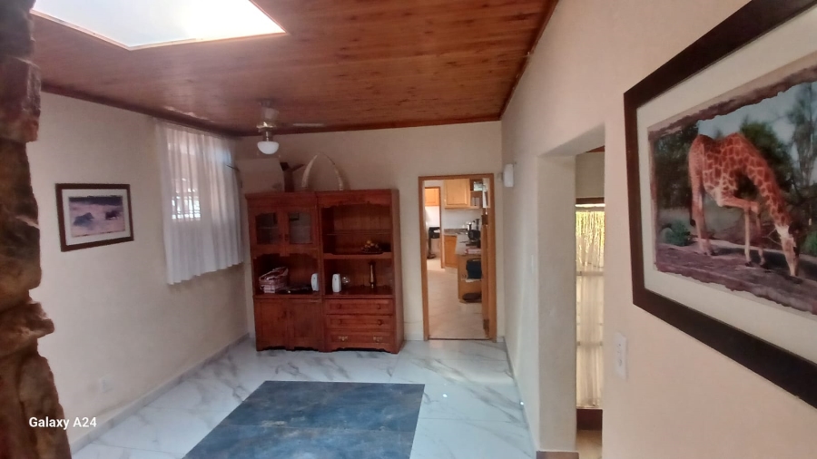 4 Bedroom Property for Sale in Glenvista Gauteng