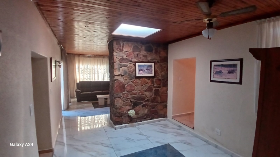 4 Bedroom Property for Sale in Glenvista Gauteng