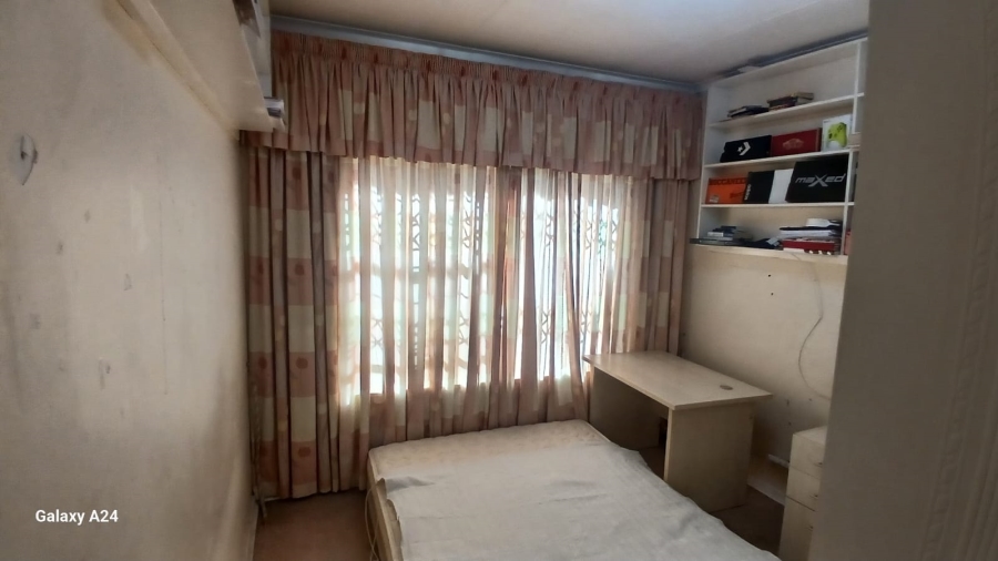4 Bedroom Property for Sale in Glenvista Gauteng