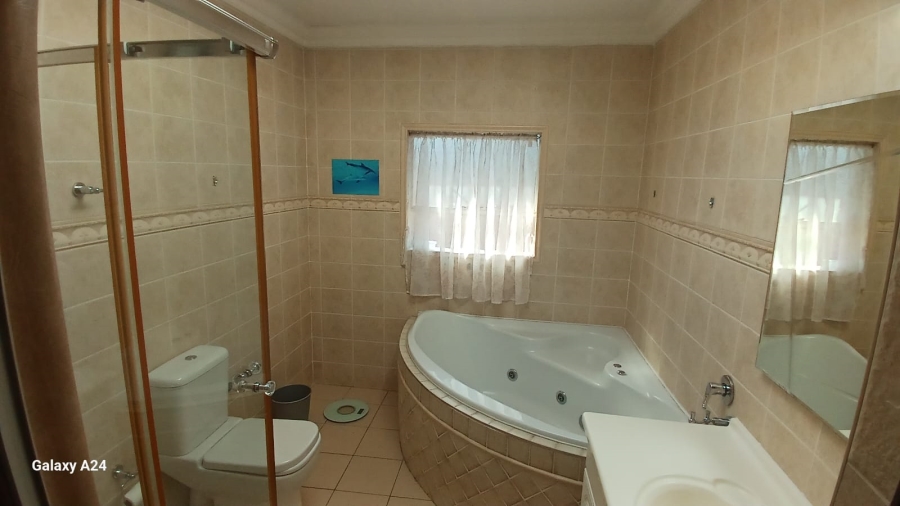 4 Bedroom Property for Sale in Glenvista Gauteng