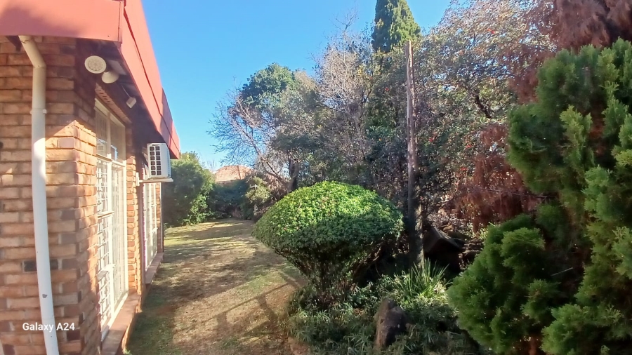 4 Bedroom Property for Sale in Glenvista Gauteng