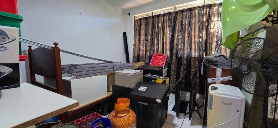 3 Bedroom Property for Sale in Raceview Gauteng