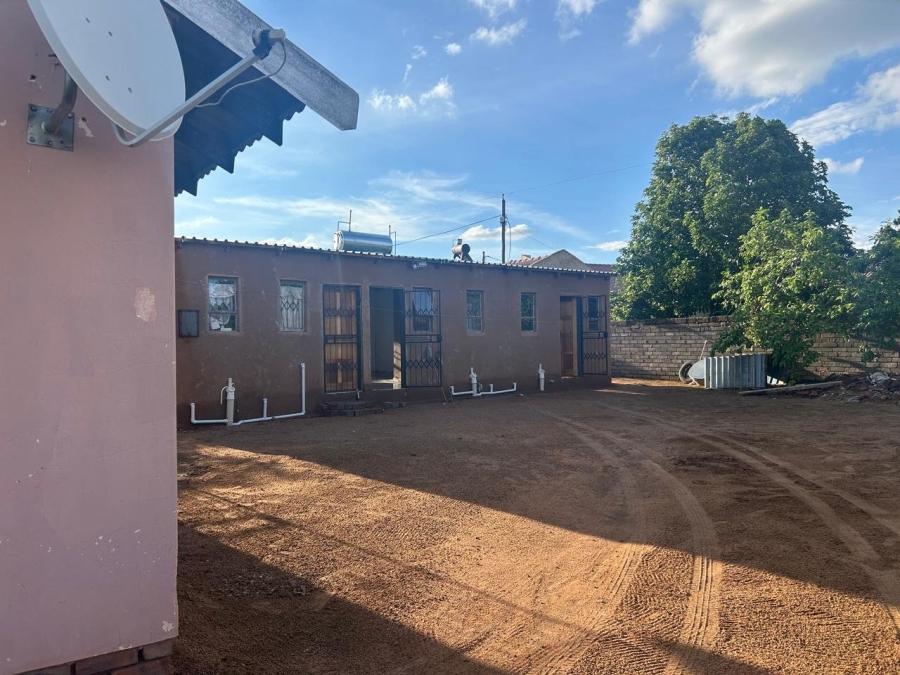 To Let 1 Bedroom Property for Rent in Soshanguve GG Gauteng