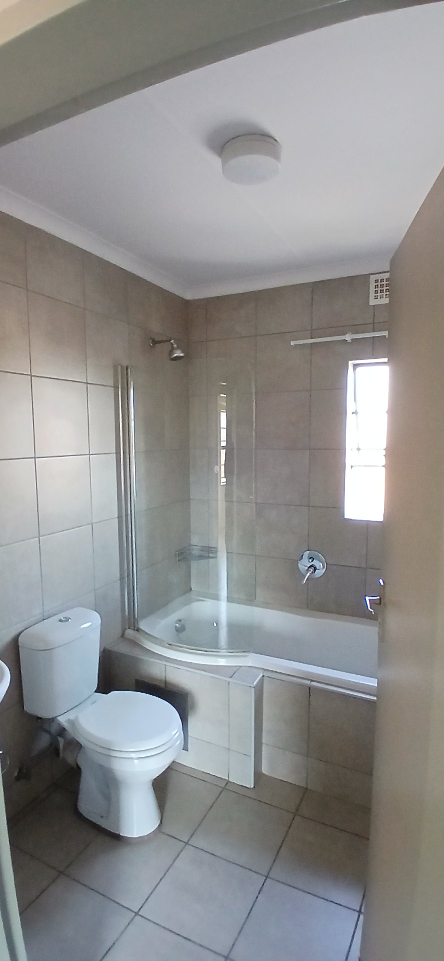 2 Bedroom Property for Sale in Montana Tuine Gauteng