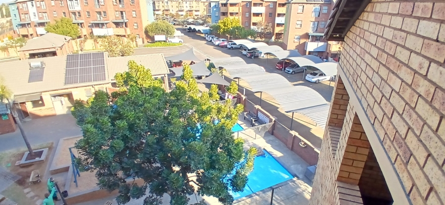 2 Bedroom Property for Sale in Montana Tuine Gauteng