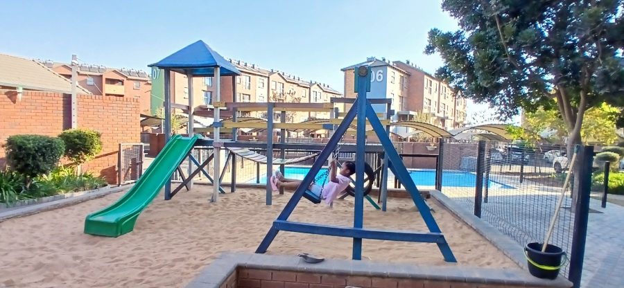 2 Bedroom Property for Sale in Montana Tuine Gauteng