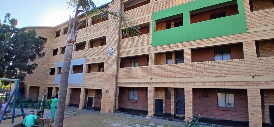 2 Bedroom Property for Sale in Montana Tuine Gauteng