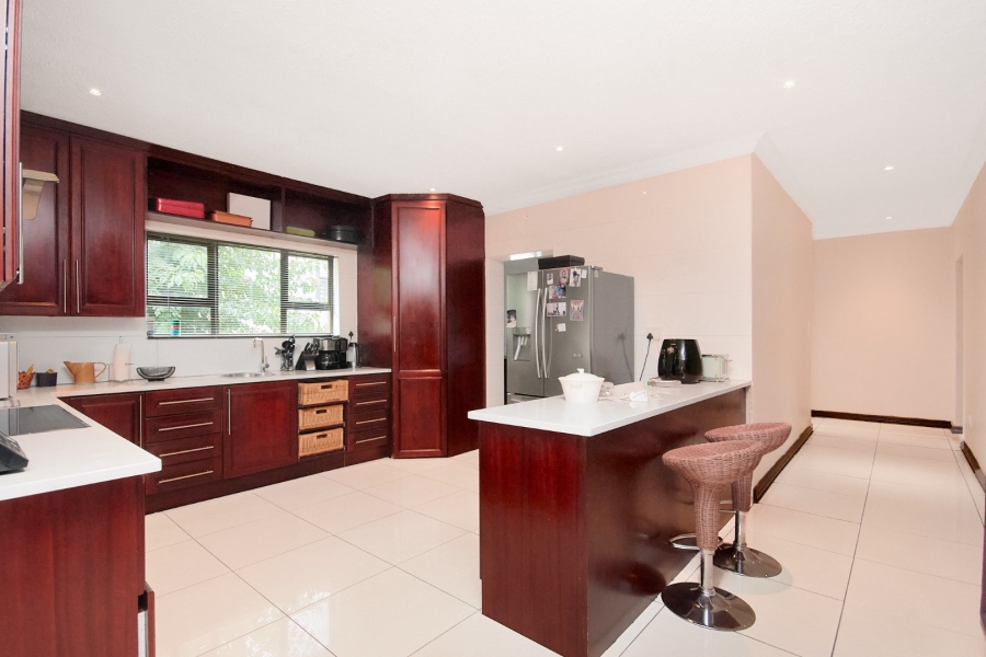 4 Bedroom Property for Sale in Kyalami Gardens Gauteng
