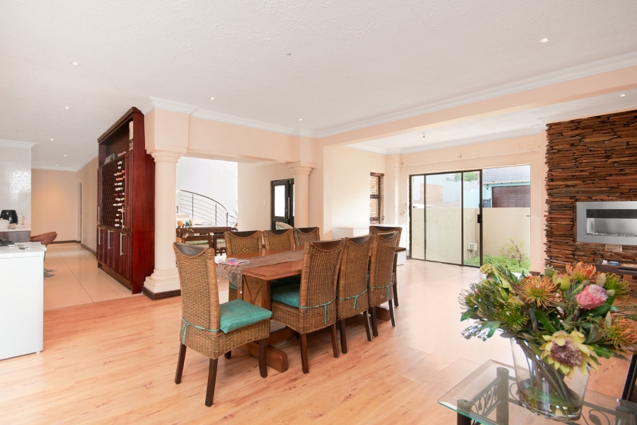 4 Bedroom Property for Sale in Kyalami Gardens Gauteng
