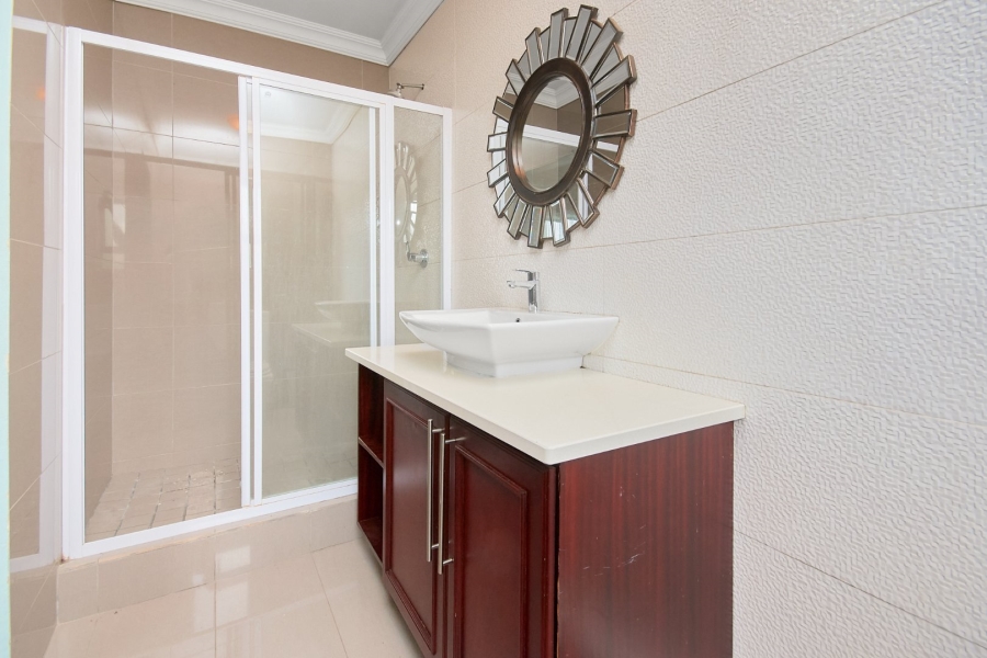 4 Bedroom Property for Sale in Kyalami Gardens Gauteng