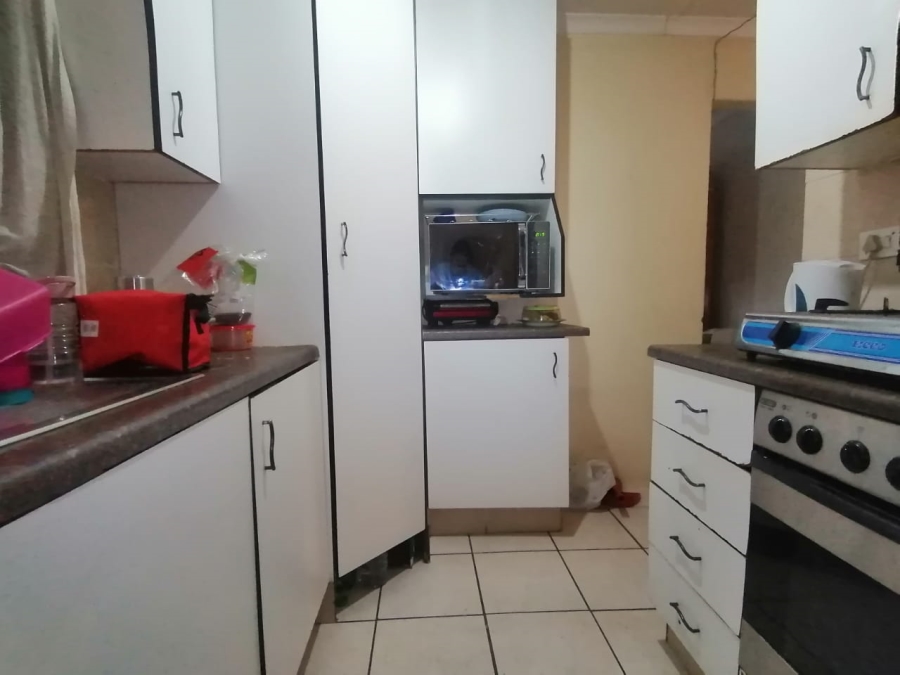 3 Bedroom Property for Sale in Lindo Park Gauteng