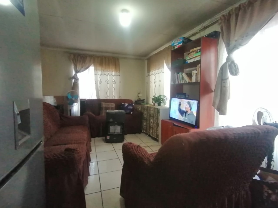 3 Bedroom Property for Sale in Lindo Park Gauteng