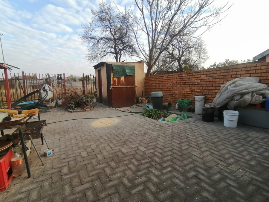 3 Bedroom Property for Sale in Lindo Park Gauteng