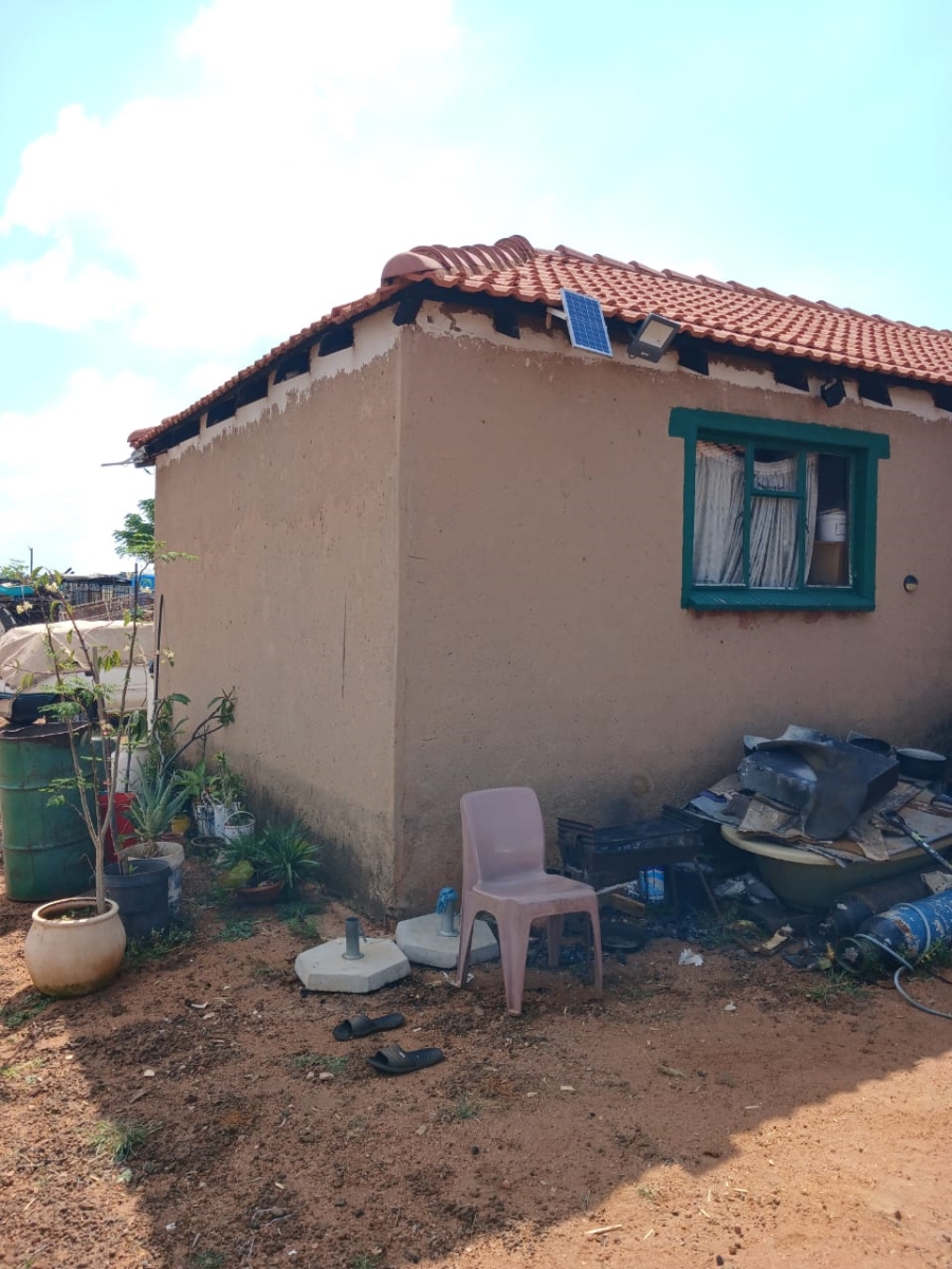  Bedroom Property for Sale in Haakdoornboom AH Gauteng