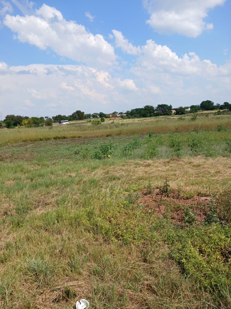  Bedroom Property for Sale in Haakdoornboom AH Gauteng