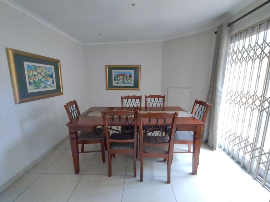 To Let 3 Bedroom Property for Rent in Victory Park Gauteng