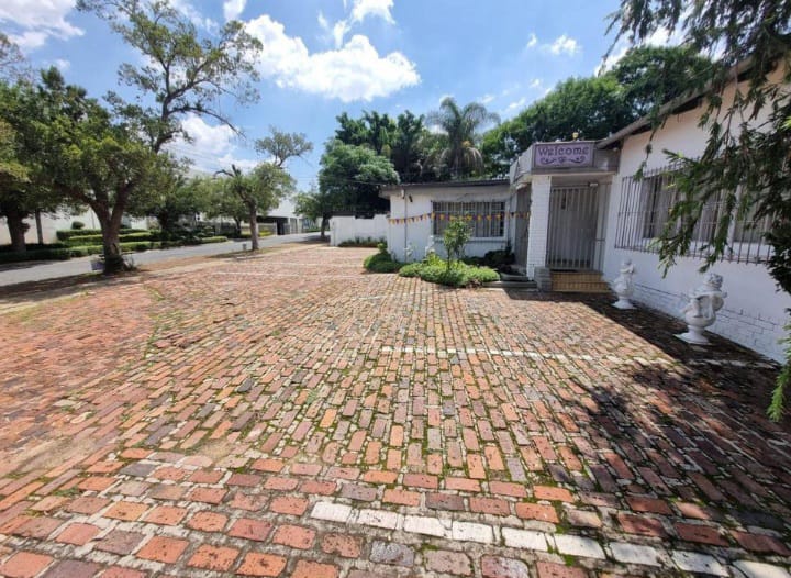 7 Bedroom Property for Sale in Colbyn Gauteng