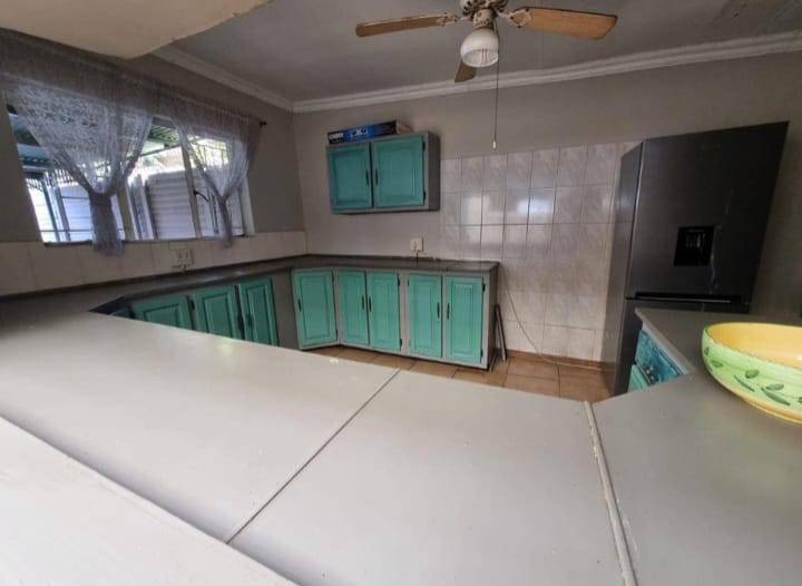 7 Bedroom Property for Sale in Colbyn Gauteng
