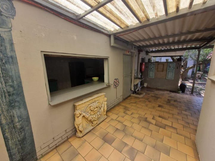 7 Bedroom Property for Sale in Colbyn Gauteng