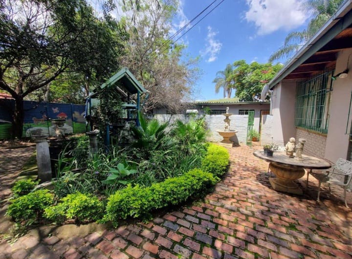 7 Bedroom Property for Sale in Colbyn Gauteng