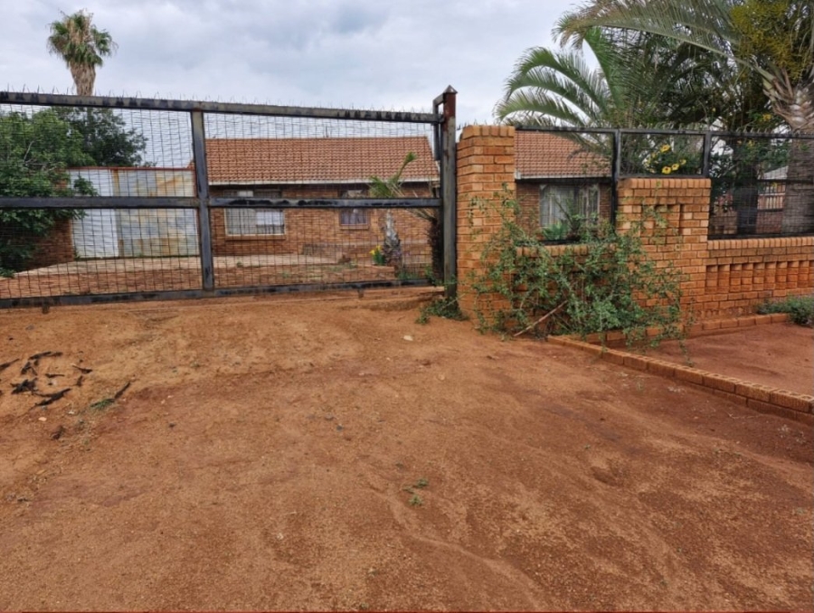 2 Bedroom Property for Sale in The Orchards Gauteng