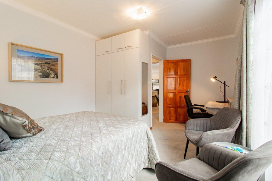 To Let 2 Bedroom Property for Rent in Bedfordview Gauteng