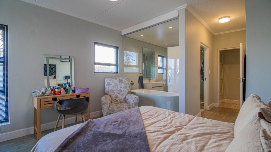 3 Bedroom Property for Sale in Serengeti Lifestyle Estate Gauteng