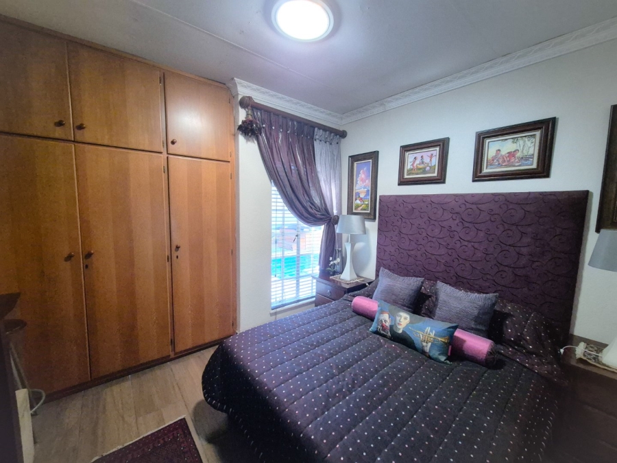  Bedroom Property for Sale in Vanderbijlpark SW 5 Gauteng