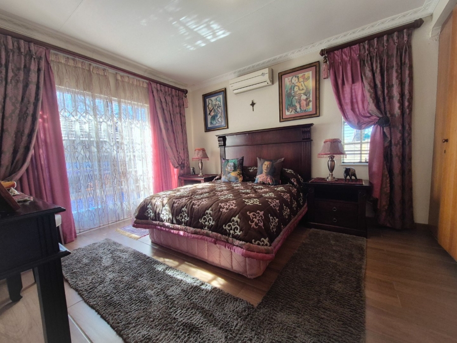  Bedroom Property for Sale in Vanderbijlpark SW 5 Gauteng