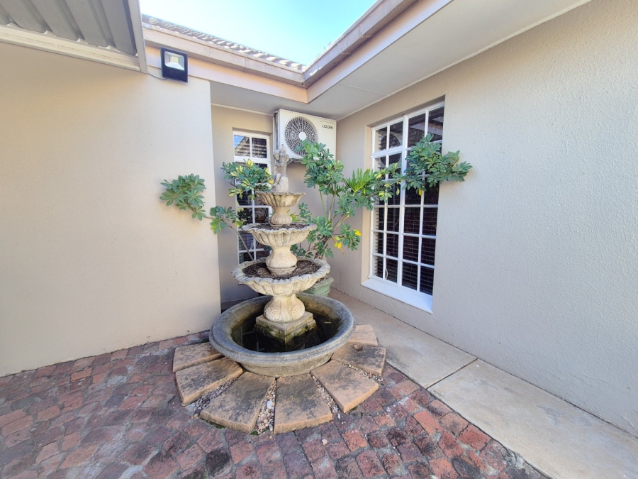  Bedroom Property for Sale in Vanderbijlpark SW 5 Gauteng