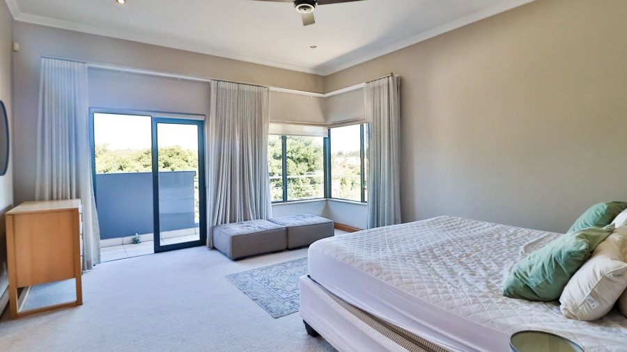 4 Bedroom Property for Sale in Benmore Gardens Gauteng