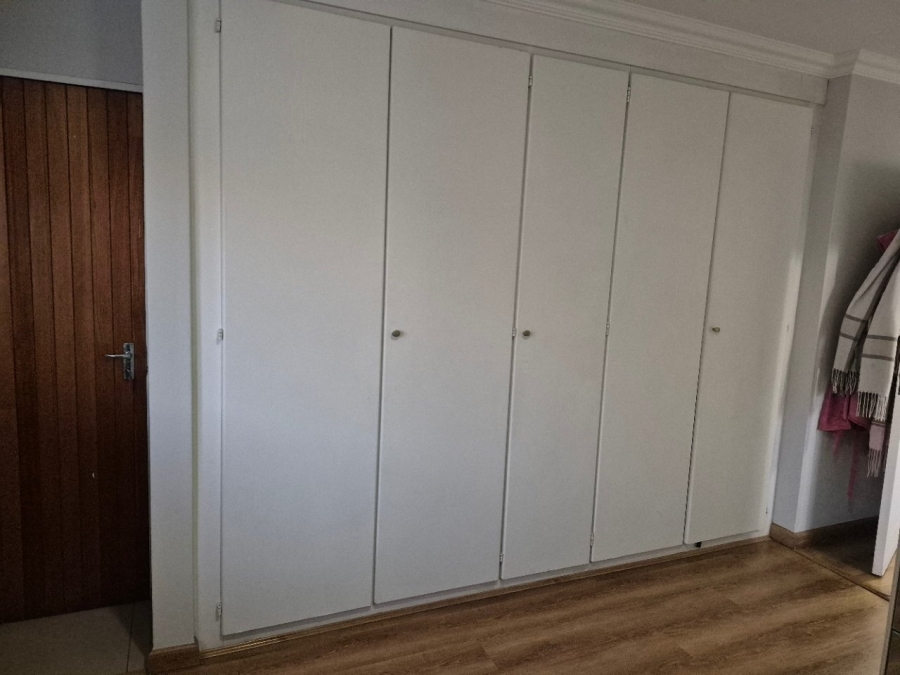 3 Bedroom Property for Sale in Erasmuskloof Gauteng