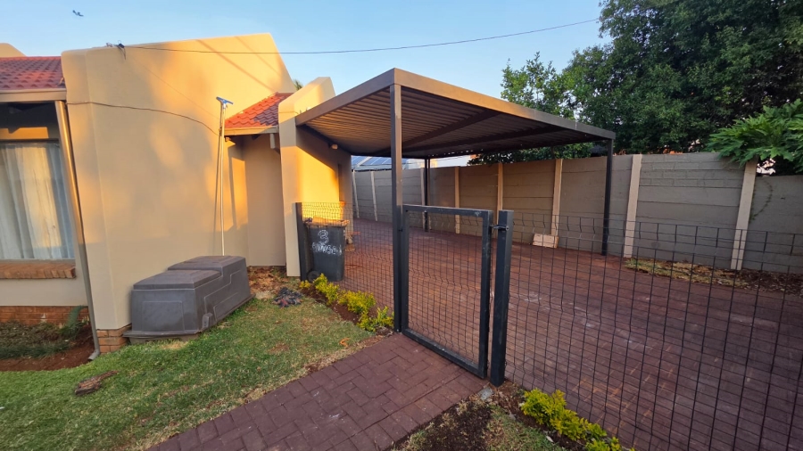 3 Bedroom Property for Sale in Doornpoort Gauteng