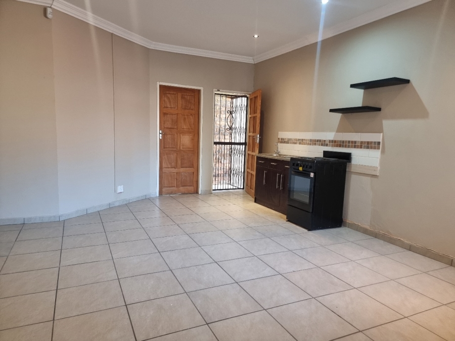 To Let 1 Bedroom Property for Rent in Rooihuiskraal Gauteng