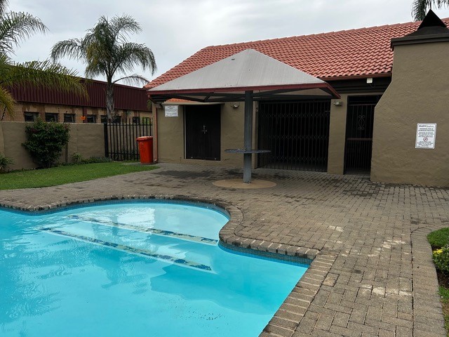 2 Bedroom Property for Sale in Eden Glen Gauteng
