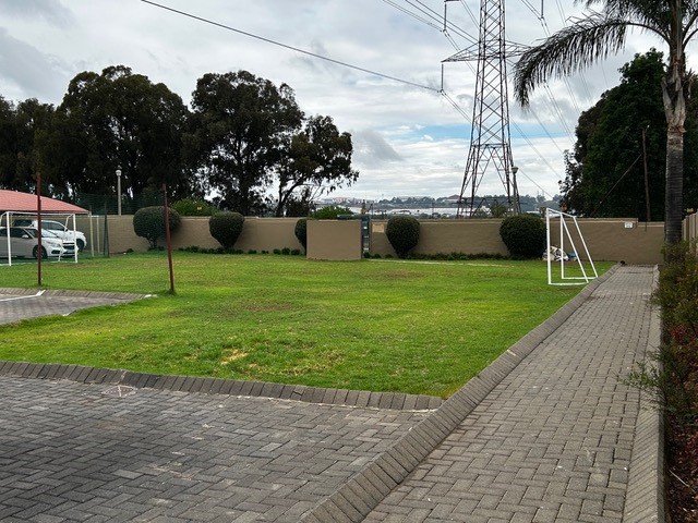 2 Bedroom Property for Sale in Eden Glen Gauteng