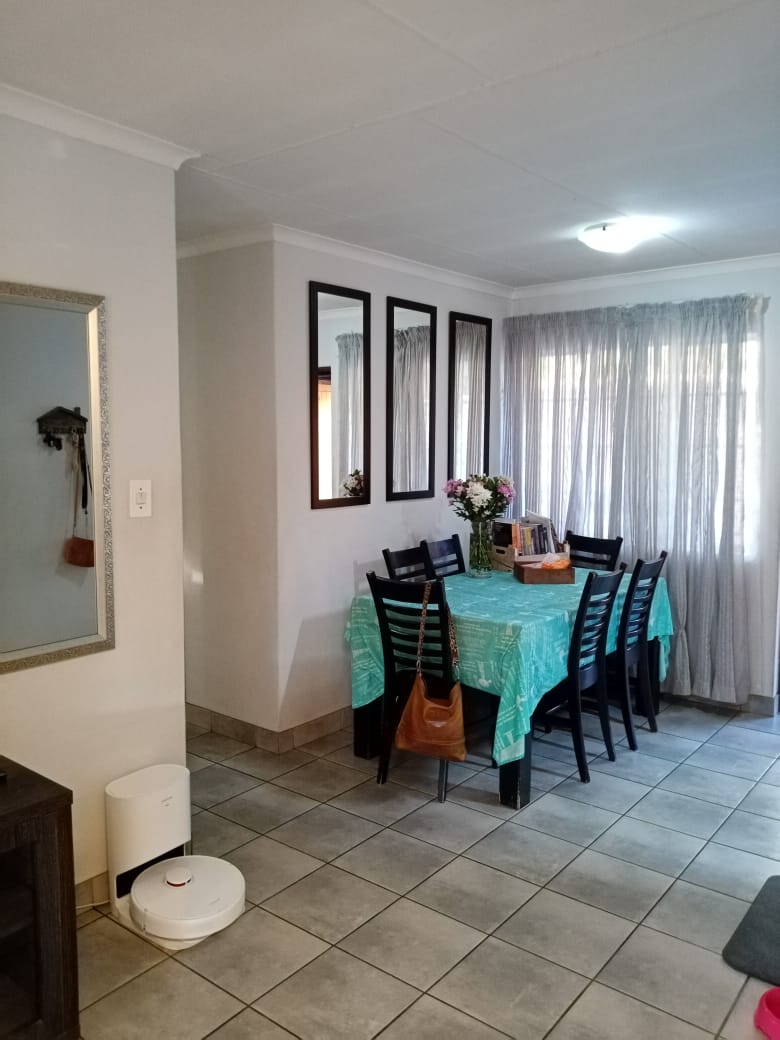 3 Bedroom Property for Sale in Weavind Park Gauteng