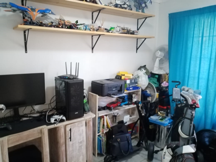 3 Bedroom Property for Sale in Weavind Park Gauteng