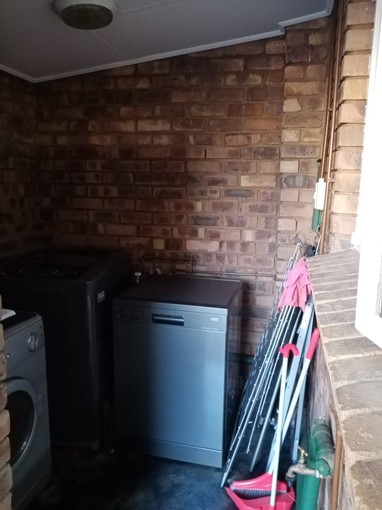 3 Bedroom Property for Sale in Weavind Park Gauteng