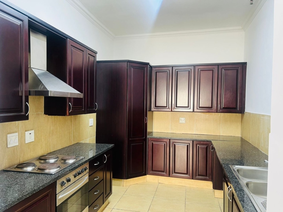 2 Bedroom Property for Sale in Greenstone Hill Gauteng