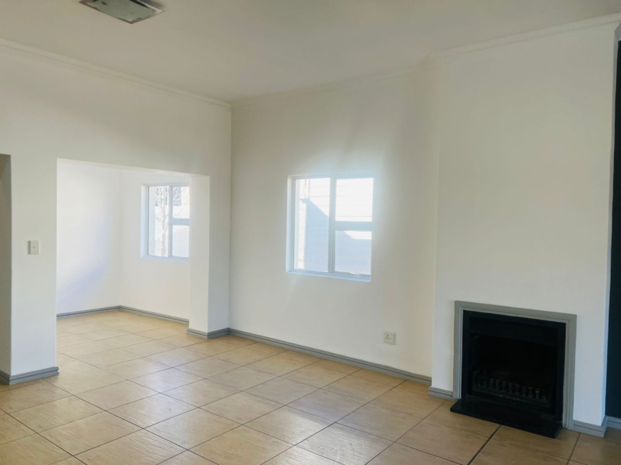 2 Bedroom Property for Sale in Greenstone Hill Gauteng