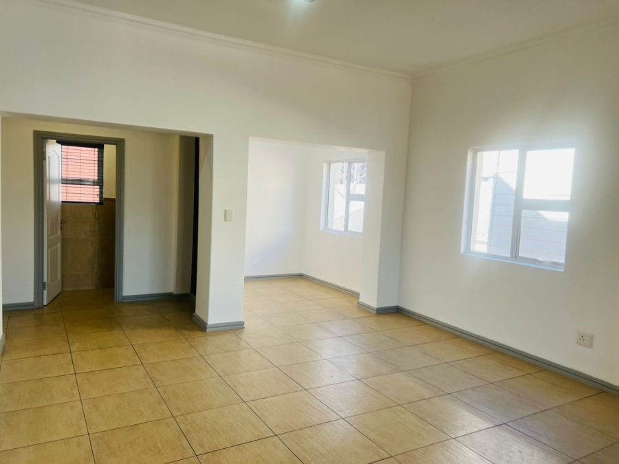 2 Bedroom Property for Sale in Greenstone Hill Gauteng