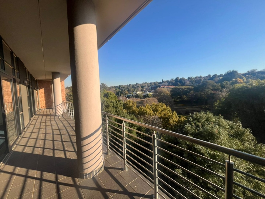 To Let commercial Property for Rent in Waterkloof Ridge Gauteng
