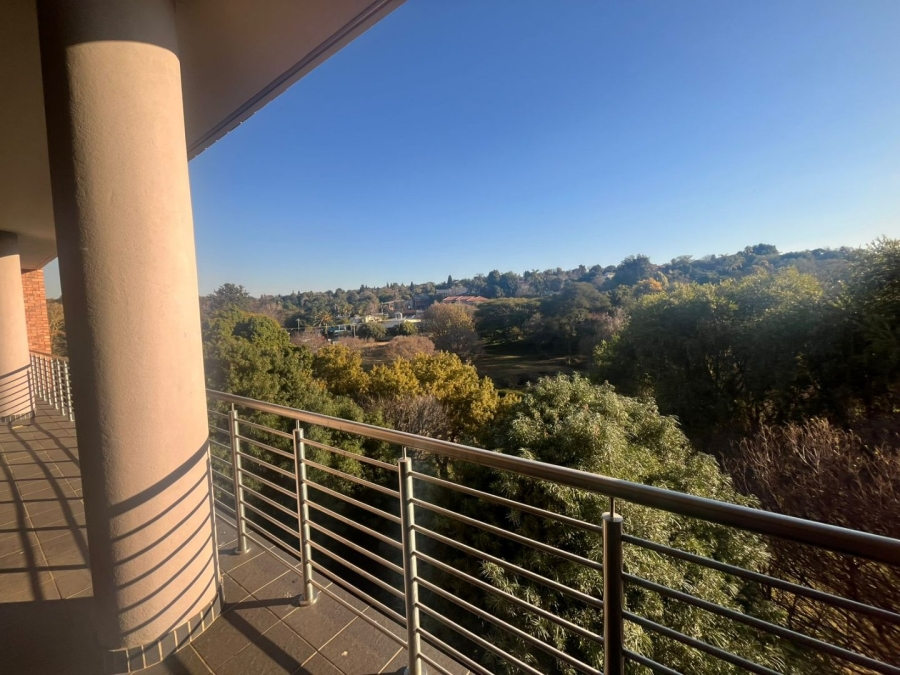To Let commercial Property for Rent in Waterkloof Ridge Gauteng