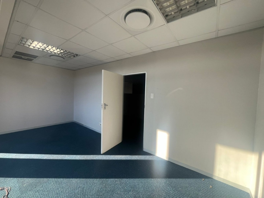 To Let commercial Property for Rent in Waterkloof Ridge Gauteng