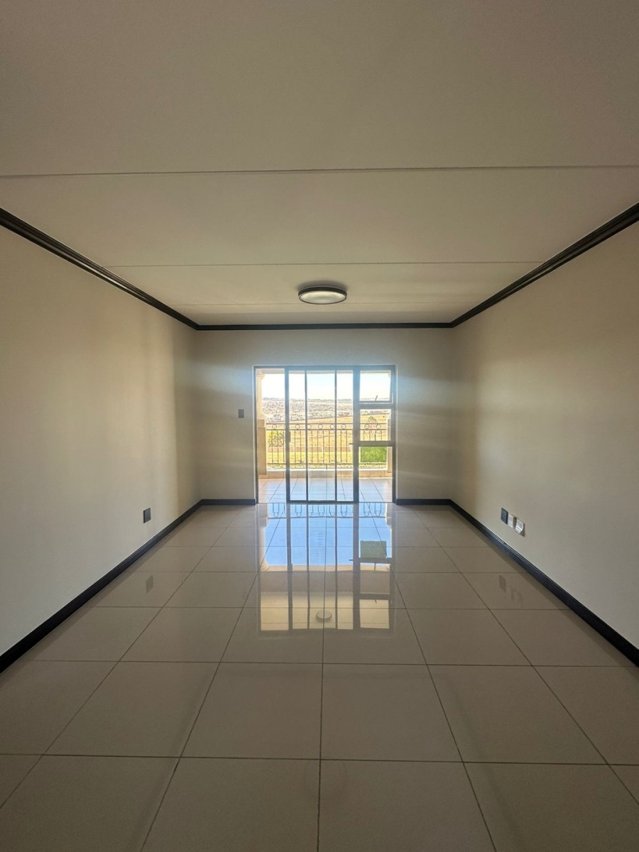 To Let 2 Bedroom Property for Rent in Blue Hills AH Gauteng